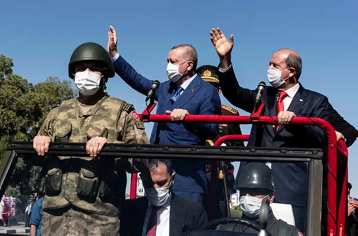 Ersin Tatar’dan Rum lider Anastasiadis’e jet yanıt: 60 yıllık devletimizden vazgeçmeyiz