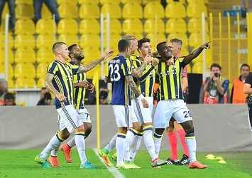 UEFA Avrupa Ligi'nde haftanın futbolcusu Lens