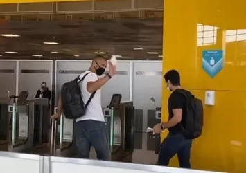 Trabzonspor'un yeni transferi Hugo yola çıktı