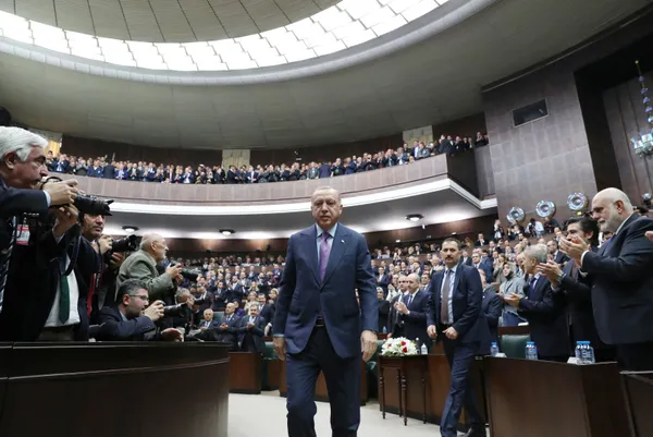 son-dakika-baskan-erdogan-yurda-dondu-dunyaya-acik-mesaj-kur-faiz-oyunlarina-prim-vermedik-vermeyecegiz-1638184528448.jpg SON DAKİKA: Başkan Erdoğan yurda döndü! Dünyaya açık mesaj: Kur, faiz oyunlarına prim vermedik vermeyeceğiz - 8