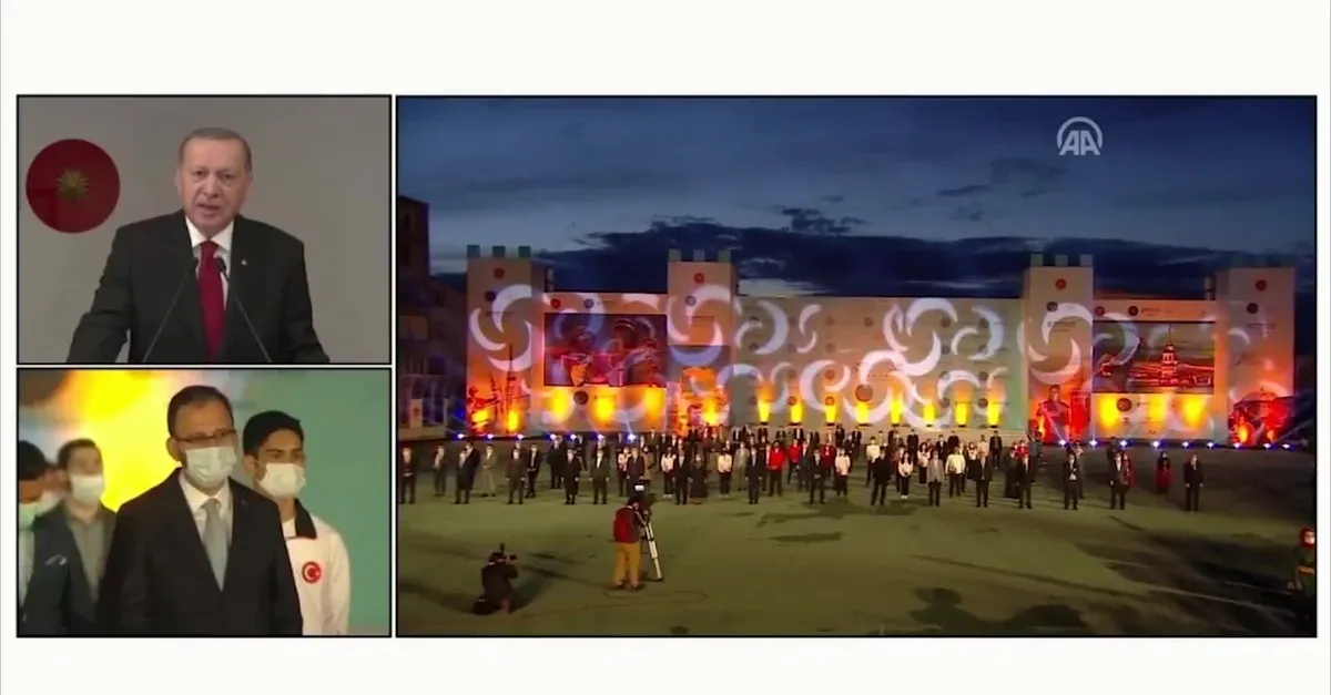 Başkan Erdoğan: Kültüründen habersiz bir neslin hayata tutunması mümkün değildir | Video