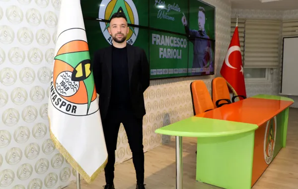 Son dakika: Alanyaspor’un yeni teknik direktörü belli oldu!