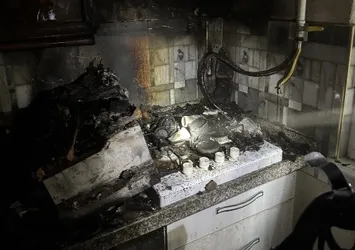 Bandırma’da mutfak yangını büyümeden söndürüldü