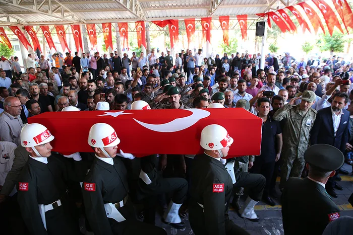 Son dakika: Pençe-Kilit Operasyonu şehitlerimiz son yolculuklarına uğurlandı