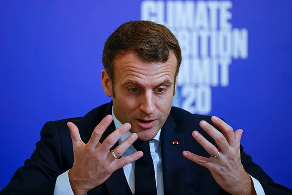 fransada-carpici-anket-halk-cumhurbaskani-macrondan-memnun-degil-1608431414988.jpg Fransa'da çarpıcı anket: Halk Cumhurbaşkanı Macron'dan memnun değil - 2