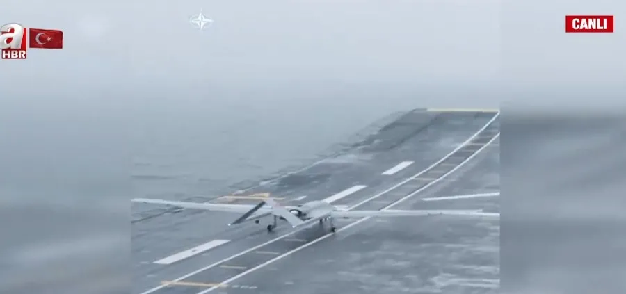 natodan-turkiyeye-tarihi-ovgu-fransadan-tcg-anadolu-paylasimi-1775256179230.jpg (fotoğraf - ahaber.com.tr - ekran görüntüsü)