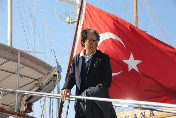 1601873544399.jpg Ünlü modacı Kenzo Takada hayatını kaybetti! Coronavirüse yakalanmıştı... - 4