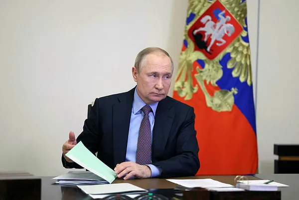 rusya-devlet-baskani-vladimir-putinden-batiya-uyari-dengesizlikte-sorumlusunuz-1669046815745.jpg Rusya Devlet Başkanı Vladimir Putin'den Batı'ya: Maceraperest ve profesyonellikten uzaksınız - 2
