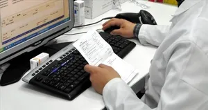 Eczacılardan ’kağıt reçete’ uyarısı