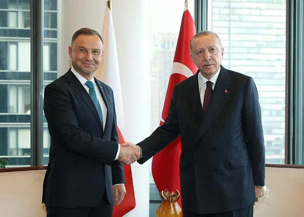 baskan-erdogandan-abdde-diplomasi-trafigi-pes-pese-gorusmeler-gerceklestirdi-1632261971259.jpg Başkan Erdoğan'dan ABD'de diplomasi trafiği! Peş peşe görüşmeler gerçekleştirdi - 3