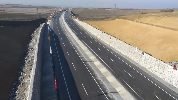 Ulaştırma ve Altyapı Bakanı Adil Karaismailoğlu: Hedefimiz Türkiye’yi lojistik süper güce dönüştürmek