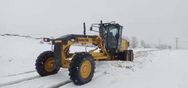 Tunceli’de kardan kapanan 41 köy yolu ulaşıma açıldı