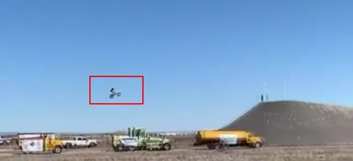 ABD’li motosikletçi Alex Harvill dünya rekoru kırmak isterken öldü