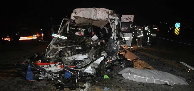 Balıkesir'de facia gibi kaza! Ölü ve yaralılar var