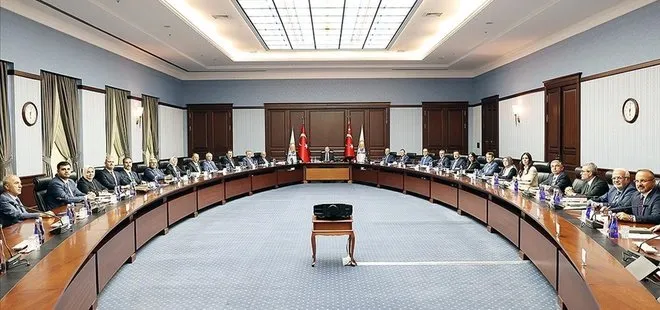AK Parti MYK Başkan Erdoğan liderliğinde toplandı