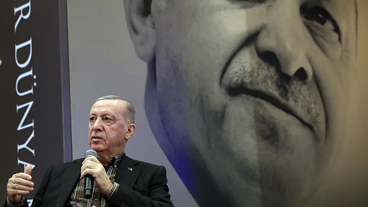 Başkan Erdoğan'dan öğrencilere burs müjdesi: 2 bin TL bursu 3 bin TL yapıyoruz