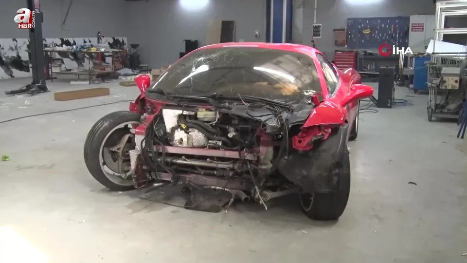 Ferrari ile kaza yapan usta yaşananları anlattı
