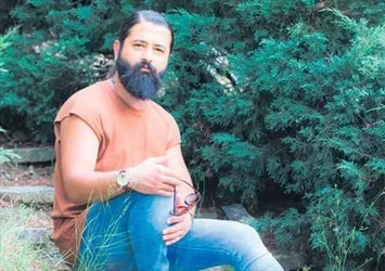 Sokaklarda şarkı söylerken daha çok kazanıyordum