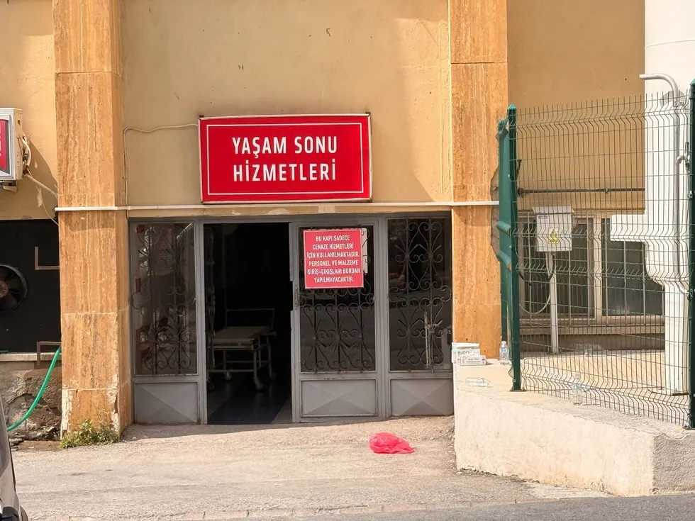 sivasta-kene-bir-can-daha-aldi-ayni-ailede-ikinci-aci-1786881520052.jpeg Sivas'ta kene bir can daha aldı: Aynı ailede ikinci acı - 1