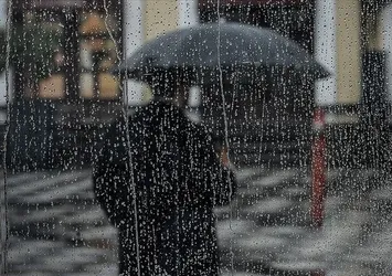 Meteoroloji'den çok sayıda ile sağanak yağış uyarısı! İşte İstanbul, Ankara ve İzmir'deki hava durumu...