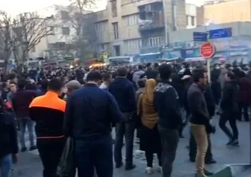 Avrupa'da 'Gezi' benzeri İran manşetleri