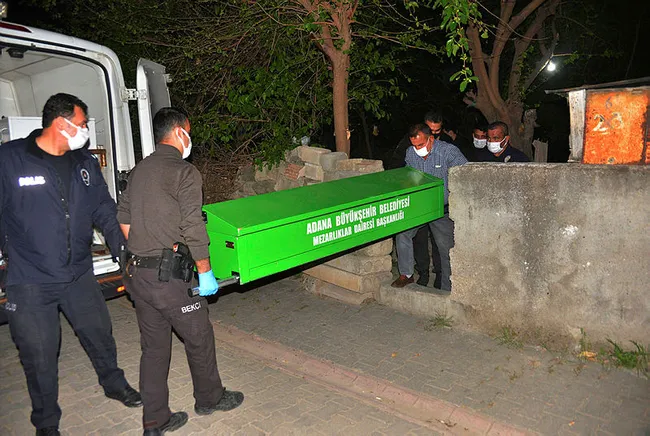 Adana'da babası ve abisini katletmişti! Nedenini 'uyuşturucu' olarak söyledi - 6