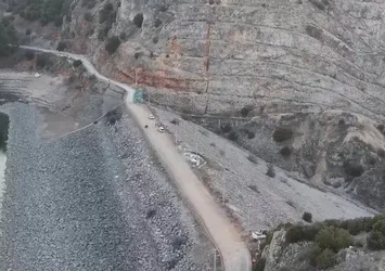 Deprem bölgesindeki yağış havzaları, baraj ve göletlerle isale hatlarında acil duruma rastlanmadı