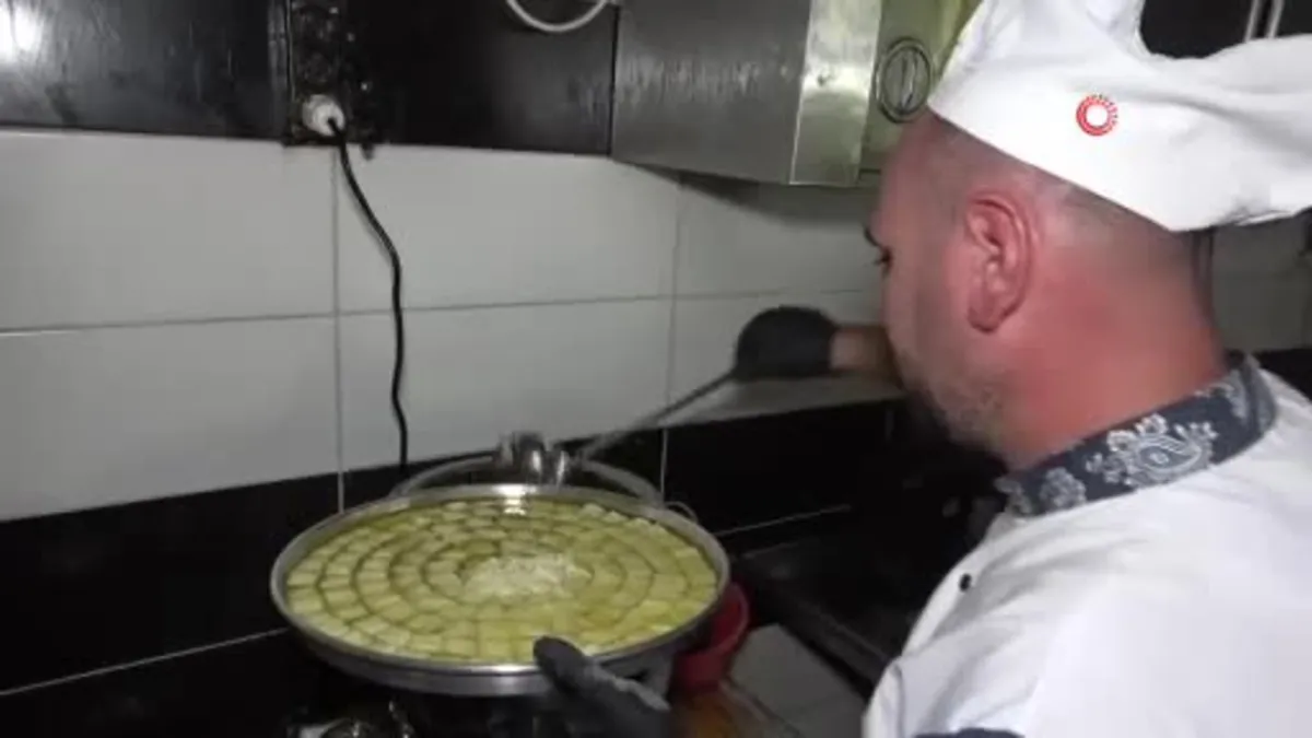 Adana'da kıymalı baklava