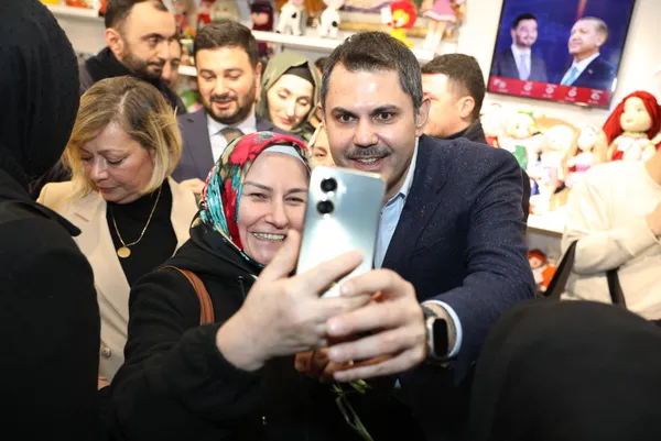 İBB Başkan adayı Kurum Kağıthane'de | Gençlere 100 bin lira sermaye desteği! Cumhur'a destek halka halka büyüyor - 3