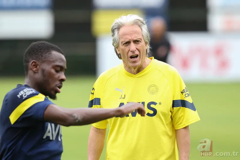 Fenerbahçe teknik direktörü Jorge Jesus sahadaki liderini seçti! 5