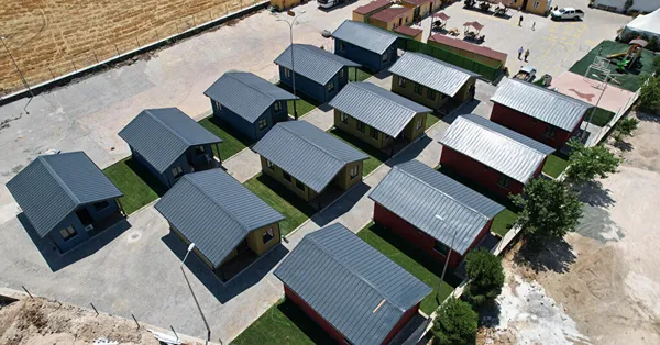 55 günde tamamlandı! Depremzedelerin konutları teslim ediliyor