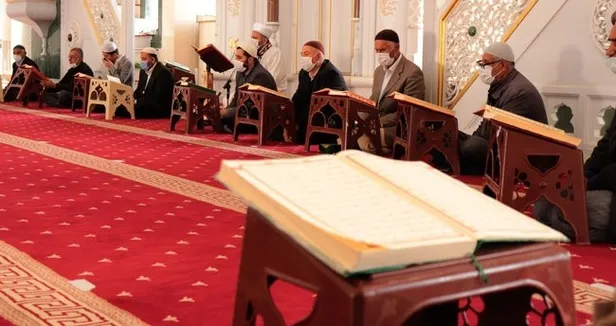 nikotin-bandi-orucu-bozar-mi-orucluyken-nikotin-bandi-kullanilir-mi-diyanet-acikladi-1679682720398.jpg Nikotin bandı orucu bozar mı? Oruçluyken nikotin bandı kullanılır mı? Diyanet açıkladı! - 2