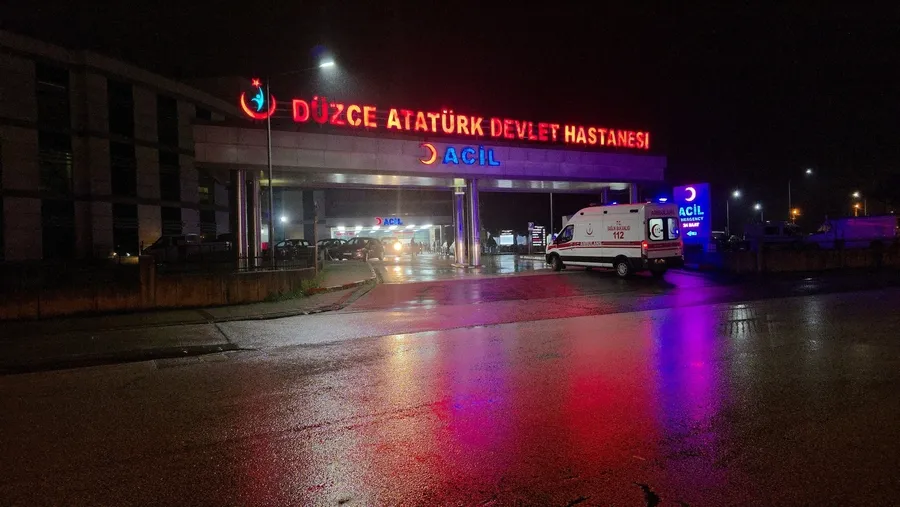 Düzce'de 14 yaşındaki Cengiz Efe'nin sır ölümü: Otobüs durağında başından vurulmuş halde bulundu - 1