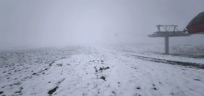 Erciyes’e mayısta kar yağdı!