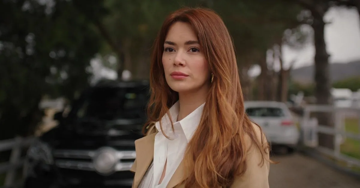 Bir Küçük Gün Işığı 29. bölüm fragmanı! "Sen olmasaydın belki de ağabeyimle Sude evleneceklerdi!"