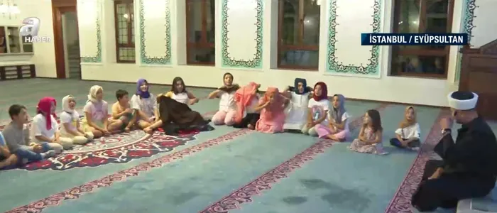 Hasan Kalyoncu Camii Camping yaz kursunda farklı eğitim! Hem Kur’an-ı Kerim hem de beceri öğreniyorlar - 1