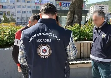 51 ilde göçmen kaçakçısı operasyonu