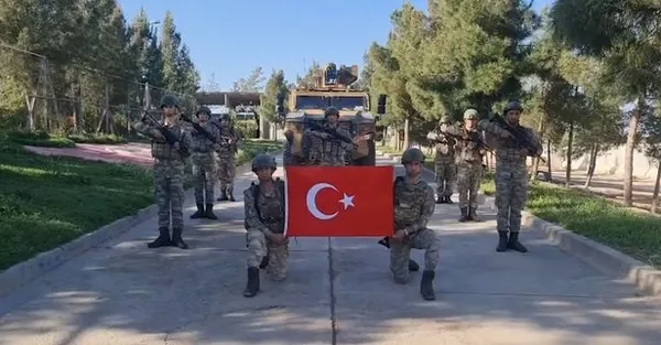 1651505103584.jpg Mehmetçik'ten Ramazan Bayramı'na özel klip: Bayram al bayrağın gölgesinde güzel - 2