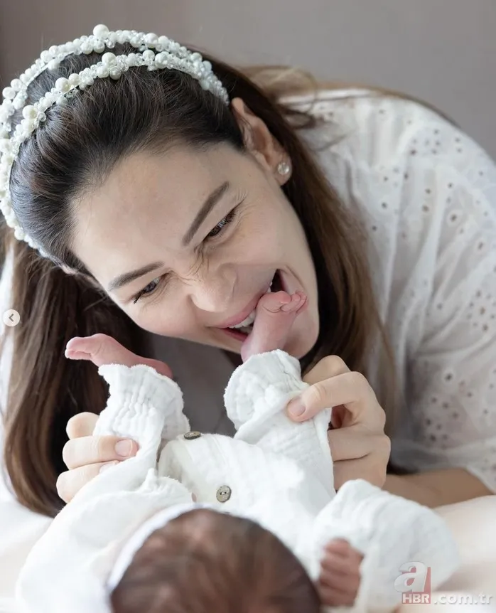 Kuruluş Osman'ın Malhun Hatun'uydu! Yıldız Çağrı Atiksoy ve Berk Oktay yeni doğan kızlarını ilk kez paylaştı! 9