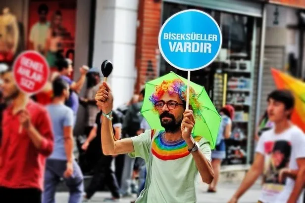 CHP’li İBB’den cuma namazı saatinde zorunlu LGBT eğitimi