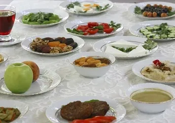 Uzmanı uyardı! Bayram kahvaltılarında porsiyonlara dikkat