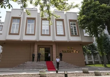 Yargıtay'dan uyuşturucu madde kullandığı gerekçesiyle kovulan işçiyle ilgili emsal karar