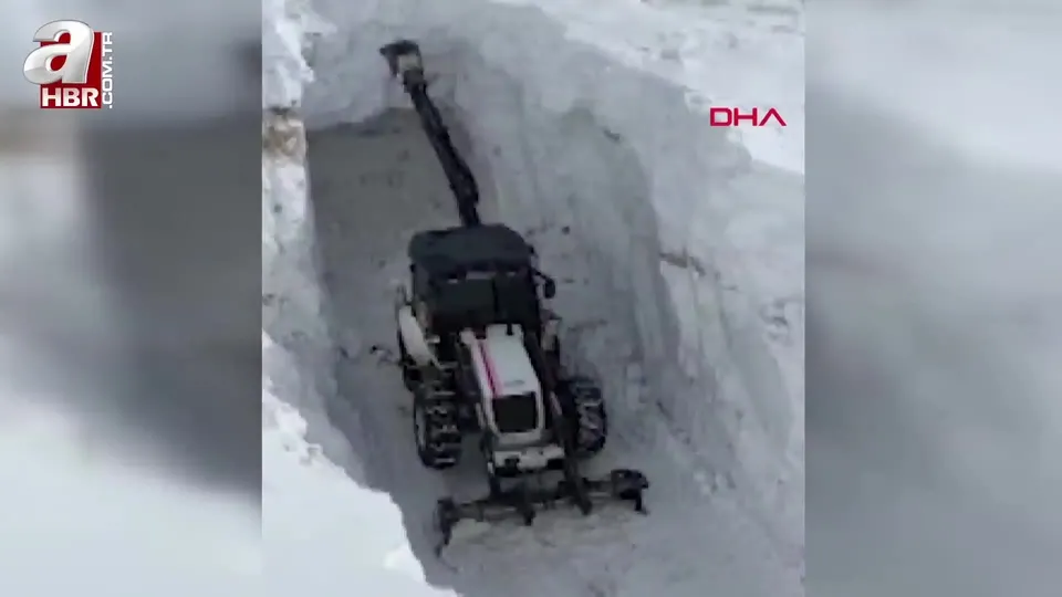 Van’da kar, iş makinelerinin boyunu aştı