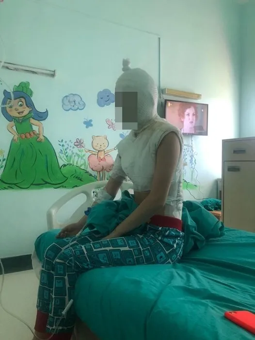Kızının üstüne kaynar su döken üvey anne 4.5 yıl hapis istemi! Öz anne isyan etti! - 3