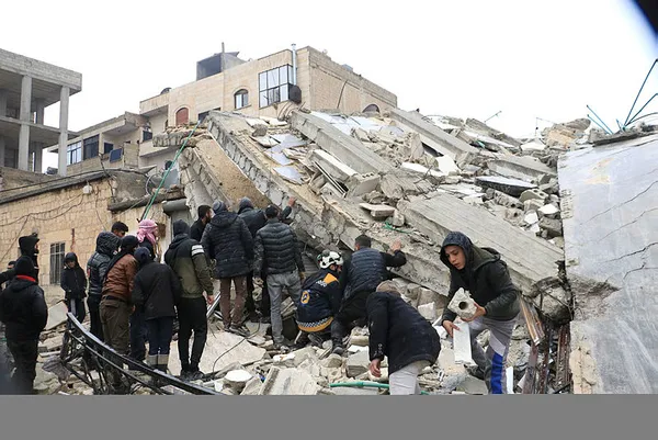 thyden-deprem-bolgesine-yonelik-adim-4-ilden-istanbula-ucuslarda-bilet-fiyatlari-100-tl-olarak-sabitlendi-1675721796418.jpg THY'den deprem bölgesine yönelik adım! 4 ilden İstanbul'a uçuşlarda bilet fiyatları 100 TL olarak sabitlendi - 2