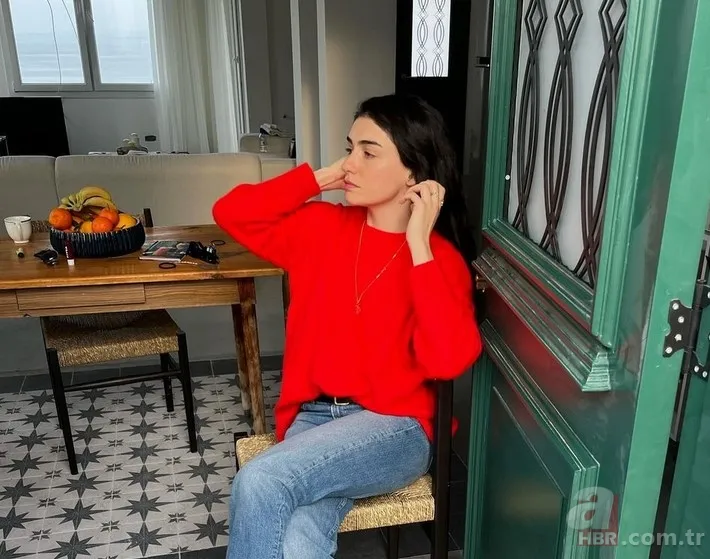 İnci Taneleri'nin Dilber'i bakın aslen nereliymiş! Yılmaz Erdoğan'ın rol arkadaşı Hazar Ergüçlü'nün memleketi... 4