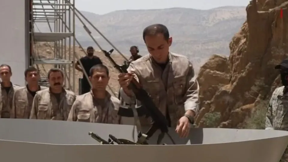 47 yıllık PKK terörü son buldu! Terör elebaşları ile 30 terörist silah bıraktı