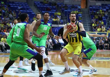 Fenerbahçe Beko, TOFAŞ'ı 68-64 mağlup etti