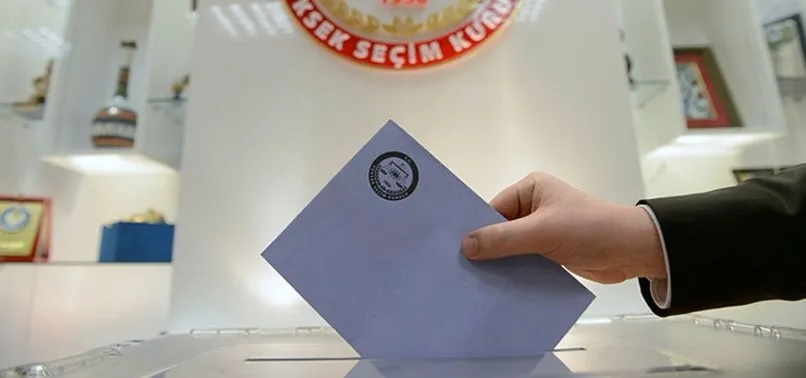 Kısıtlı seçmen Maltepe'de sandık kurul başkanı oldu