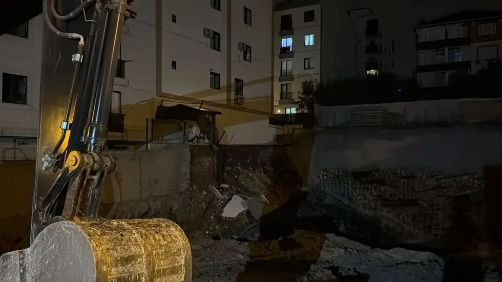 32 kişi tahliye edildi - 5